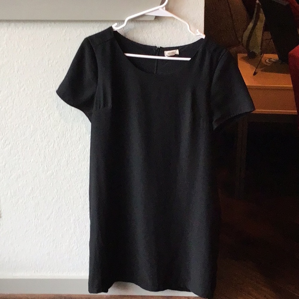 LoveRiche Black Short Sleeve Shift Dress